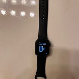 Apple Watch Series 6 Unlocked ! 40mm